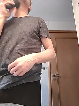 Snapshot of lorisaux chatting on April 2026 07:20:02 AM lorisaux online show from April 2026 07:20:02 AM