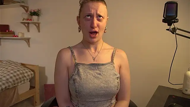 Helga vibe online show from March 2026 01:05:01 PM