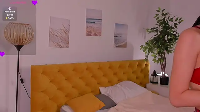 Snapshot of Vonen_Ray chatting on April 2026 09:33:02 AM Vonen Ray online show from April 2026 09:33:02 AM