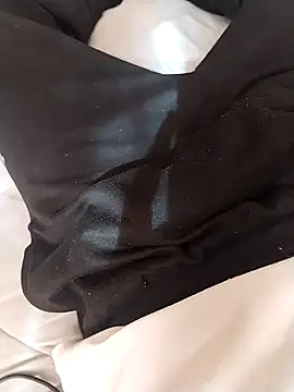 Yordivil1 online show from November 2025 08:55:01 PM