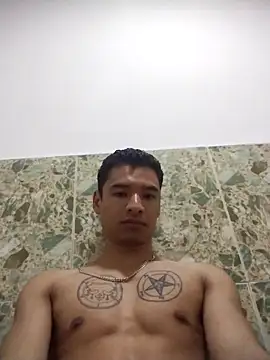 Snapshot of TraducedEscrow chatting on April 2026 08:07:02 AM TraducedEscrow online show from April 2026 08:07:02 AM