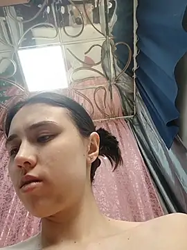 Snapshot of Foxylce chatting on March 2026 12:56:02 AM Foxylce online show from March 2026 12:56:02 AM