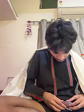 Snapshot of austindaddy69 chatting on November 2025 07:27:01 PM austindaddy69 online show from November 2025 07:27:01 PM