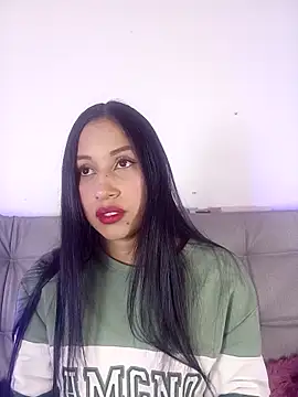 Snapshot of Taylor__Swiftt chatting on April 2026 01:59:02 AM Taylor Swiftt online show from April 2026 01:59:02 AM