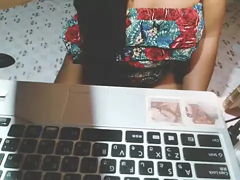 FlorMoreno Palangga online show from December 2025 10:15:02 PM