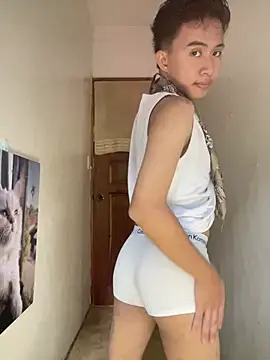 asiantwink0000 online show from February 2026 06:11:02 AM