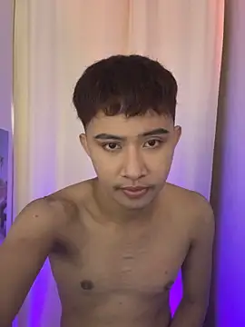 asiantwink0000 online show from February 2026 05:49:01 AM