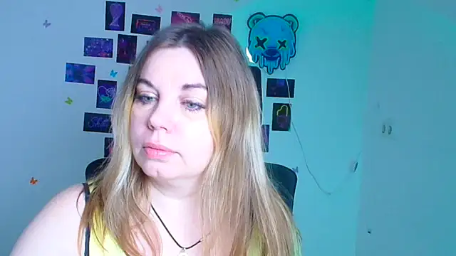 Amanda Swannn online show from December 2025 06:44:01 AM