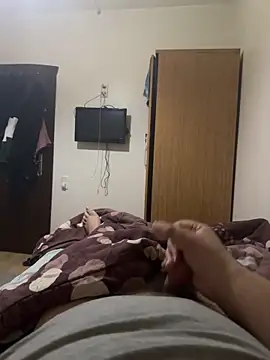 Snapshot of brt2552 chatting on January 2026 04:48:02 AM brt2552 online show from January 2026 04:48:02 AM