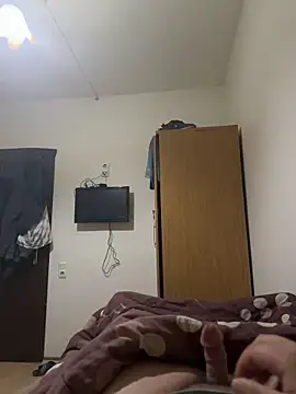 Snapshot of brt2552 chatting on March 2026 08:04:01 PM brt2552 online show from March 2026 08:04:01 PM