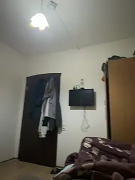 Snapshot of brt2552 chatting on March 2026 04:29:02 PM brt2552 online show from March 2026 04:29:02 PM