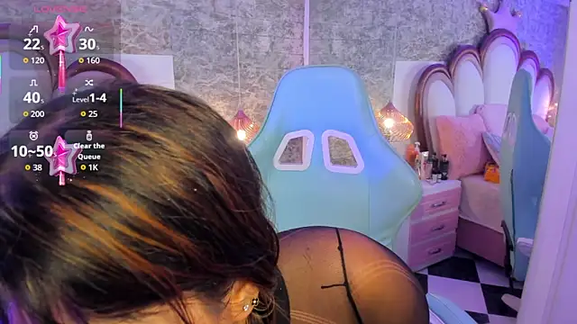 Snapshot of MoliBunny chatting on April 2026 03:23:02 AM MoliBunny online show from April 2026 03:23:02 AM