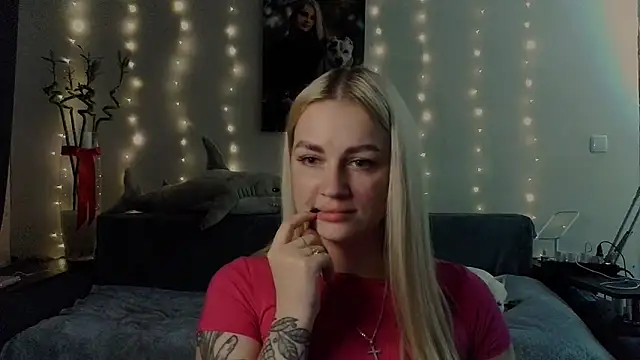 Whitehex666 online show from November 2025 03:47:01 PM