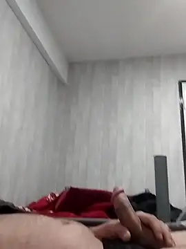 Snapshot of oblaxus1 chatting on February 2026 10:27:01 AM oblaxus1 online show from February 2026 10:27:01 AM