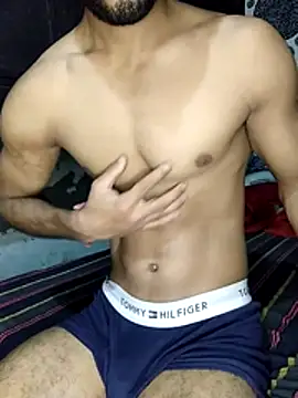 Snapshot of Fitboy07 chatting on May 2026 09:30:02 PM Fitboy07 online show from May 2026 09:30:02 PM