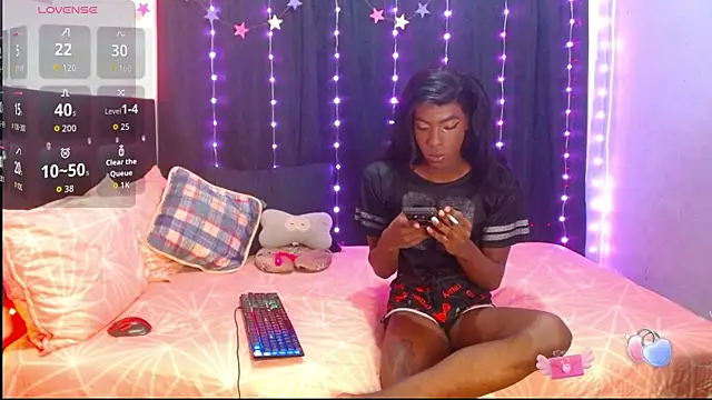 Snapshot of antonella_wolfe02 chatting on April 2026 06:55:01 AM antonella wolfe02 online show from April 2026 06:55:01 AM