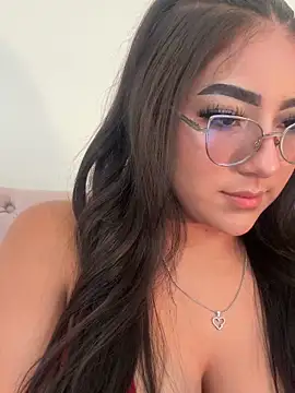 Dafne se online show from April 2026 07:19:01 PM