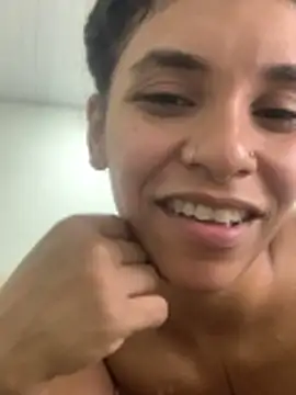 Lillith Bloom online show from April 2026 01:39:01 AM