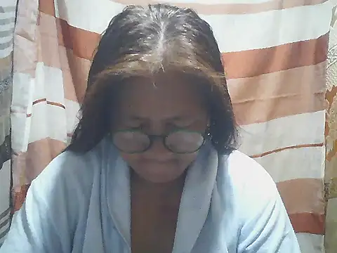 Snapshot of fireflower70 chatting on February 2026 09:08:02 AM fireflower70 online show from February 2026 09:08:02 AM