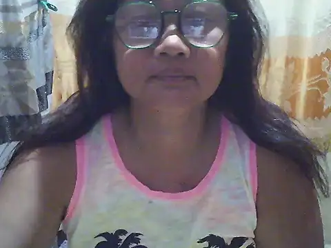 Snapshot of fireflower70 chatting on March 2026 12:33:02 PM fireflower70 online show from March 2026 12:33:02 PM