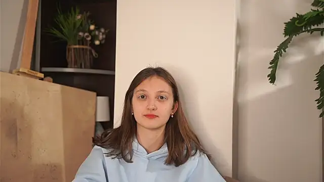 CatherinAdank online show from December 2025 04:18:02 AM