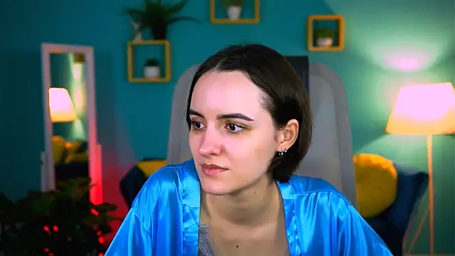 KateWillows online show from February 2026 04:53:01 AM