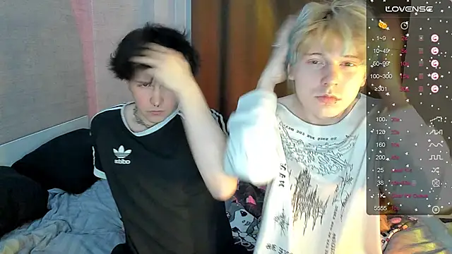 miya meow miku online show from December 2025 08:04:02 PM