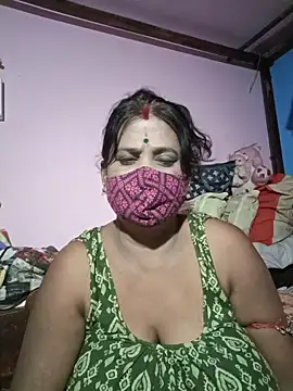 Snapshot of me-pari-hu chatting on June 2026 03:55:01 PM me-pari-hu online show from June 2026 03:55:01 PM