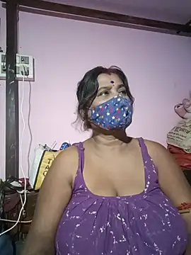 Snapshot of me-pari-hu chatting on July 2026 05:19:01 PM me-pari-hu online show from July 2026 05:19:01 PM