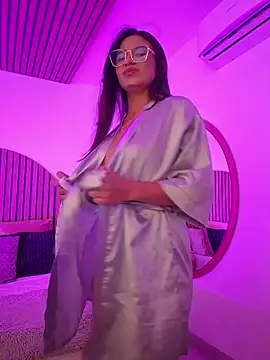 Snapshot of Lu_Alzafirah chatting on December 2025 02:44:01 PM Lu Alzafirah online show from December 2025 02:44:01 PM