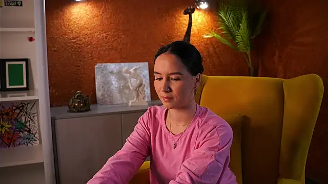 Snapshot of TandyRimmer chatting on December 2025 04:39:01 AM TandyRimmer online show from December 2025 04:39:01 AM