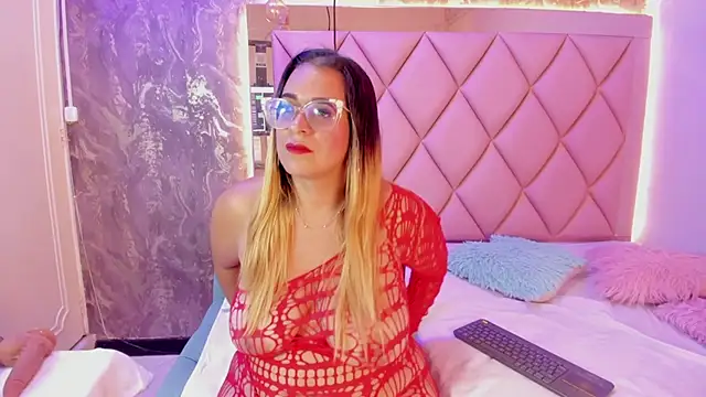 MHONIKBELUCCI online show from March 2026 10:07:01 PM