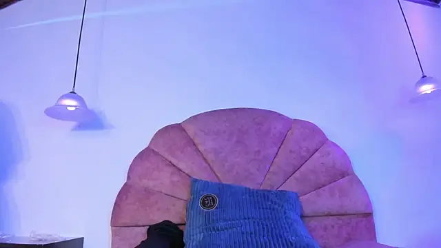 Brenda Tina online show from January 2026 07:41:01 PM