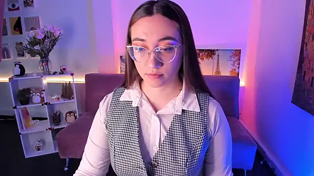 SwettieSammy online show from April 2026 12:06:01 PM