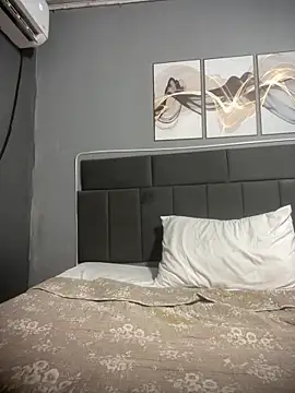 larysinha online show from February 2026 10:36:01 PM