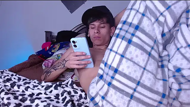 Snapshot of Jake_beach_ chatting on March 2026 07:13:01 AM Jake beach online show from March 2026 07:13:01 AM