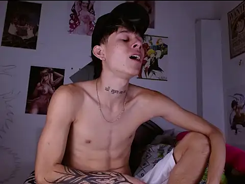 Snapshot of Jake_beach_ chatting on March 2026 05:05:01 PM Jake beach online show from March 2026 05:05:01 PM