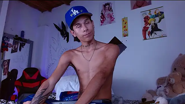 Snapshot of Jake_beach_ chatting on April 2026 07:58:01 PM Jake beach online show from April 2026 07:58:01 PM