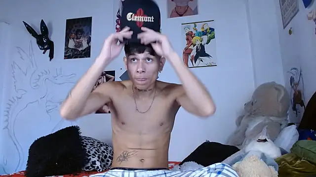 Snapshot of Jake_beach_ chatting on April 2026 06:10:02 PM Jake beach online show from April 2026 06:10:02 PM