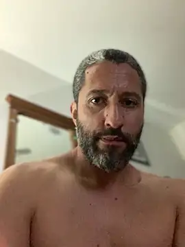 Calientesensible online show from March 2026 11:07:02 PM