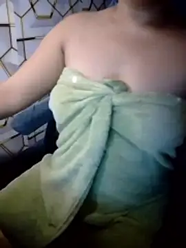 Snapshot of your_bootybabe1998 chatting on January 2026 12:04:01 AM your bootybabe1998 online show from January 2026 12:04:01 AM