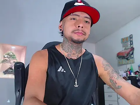 Snapshot of BASTIAN_NICOLAS_ chatting on April 2026 07:23:01 PM BASTIAN NICOLAS online show from April 2026 07:23:01 PM