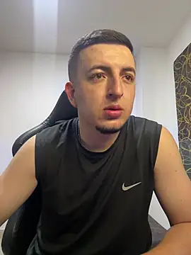 Liam jones10 online show from January 2026 06:13:01 PM