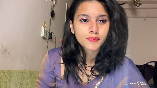 Snapshot of Piyyuu chatting on April 2026 05:05:02 PM Piyyuu online show from April 2026 05:05:02 PM