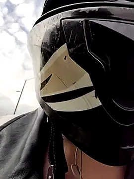 Mariana eclipse online show from January 2026 11:59:02 AM