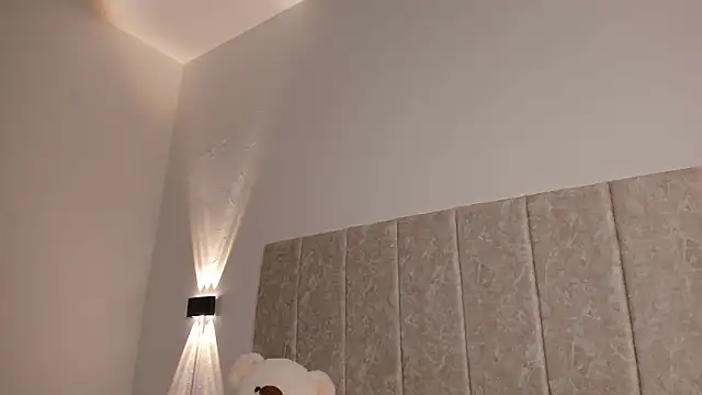 Snapshot of Scarlett_Lee1 chatting on March 2026 12:26:02 AM Scarlett Lee1 online show from March 2026 12:26:02 AM