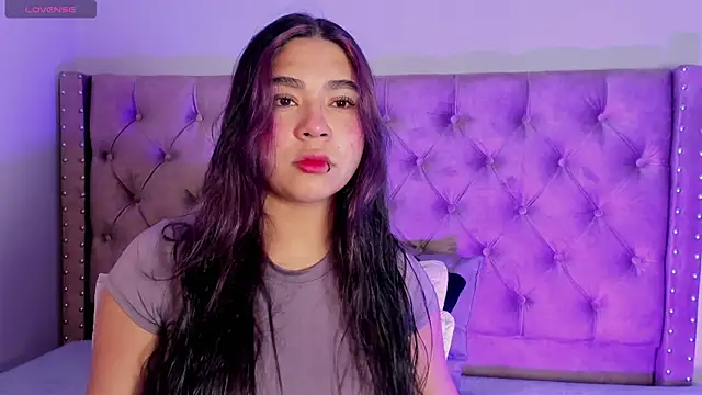 Snapshot of Mylarossi chatting on February 2026 01:18:01 PM Mylarossi online show from February 2026 01:18:01 PM