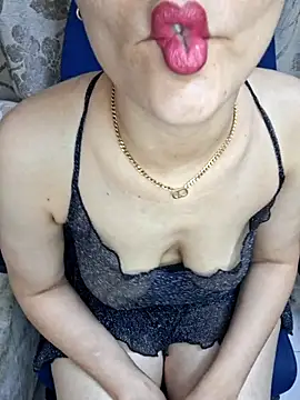 Snapshot of deva-sexy chatting on December 2025 10:38:01 PM deva-sexy online show from December 2025 10:38:01 PM