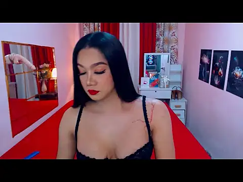 Snapshot of UrScreenGoddess chatting on July 2026 03:55:02 AM UrScreenGoddess online show from July 2026 03:55:02 AM