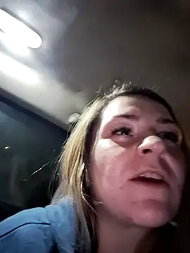 xKittenPawz online show from January 2026 02:48:02 AM